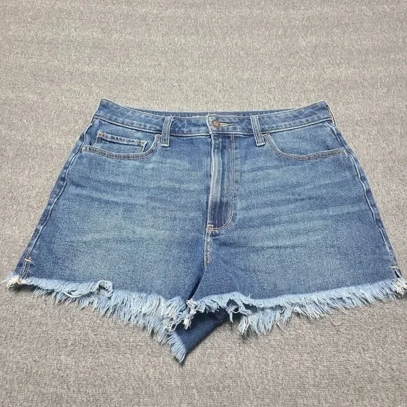 Hollister Ultra High Rise Mom Short 3 Inch Inseam Frayed Denim Blue W30 - Picture 1 of 9